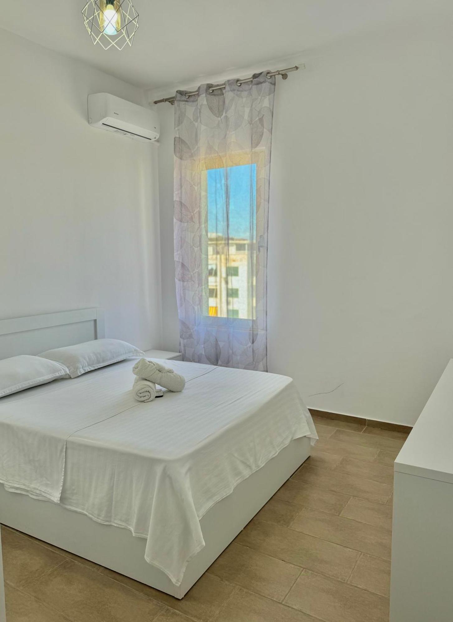 Prestige Apartament Sea View Durres Exterior photo